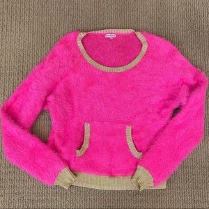 Pull over sweater